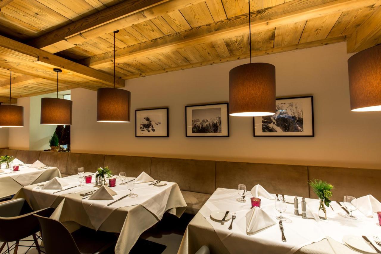 Hotel Wirtshaus Post Sankt Johann in Tirol Exteriör bild