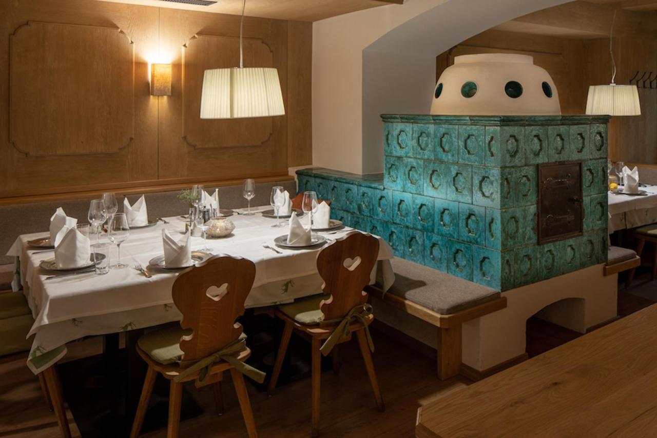 Hotel Wirtshaus Post Sankt Johann in Tirol Exteriör bild