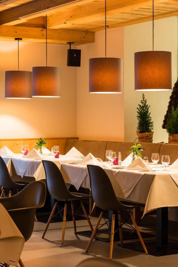 Hotel Wirtshaus Post Sankt Johann in Tirol Exteriör bild